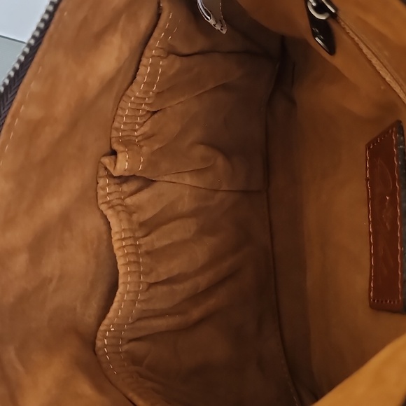 Patricia Nash Red Embossed Leather Clutch - Picture 9 of 9